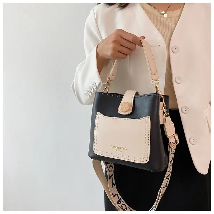 Trendy Women's Beige Leather Shoulder Bag with Crossbody Strap — feature 18