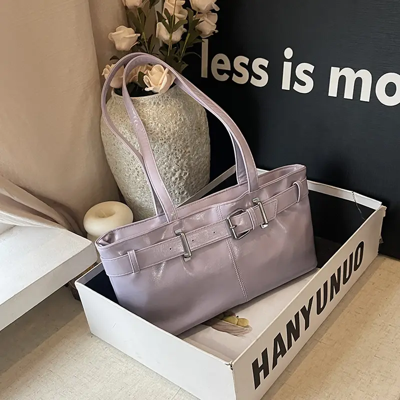 Silver Women's Shoulder Bag with Hanyunuo Label — feature 22