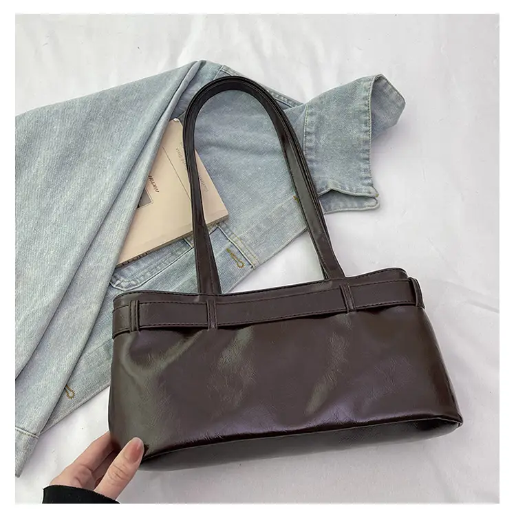 Silver Women's Shoulder Bag with Hanyunuo Label — feature 7