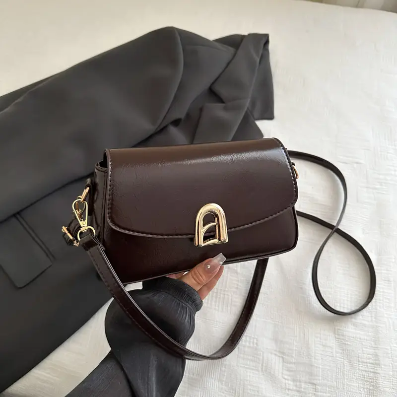 White Women's Square Handbag with Gold Clasp - Image 4