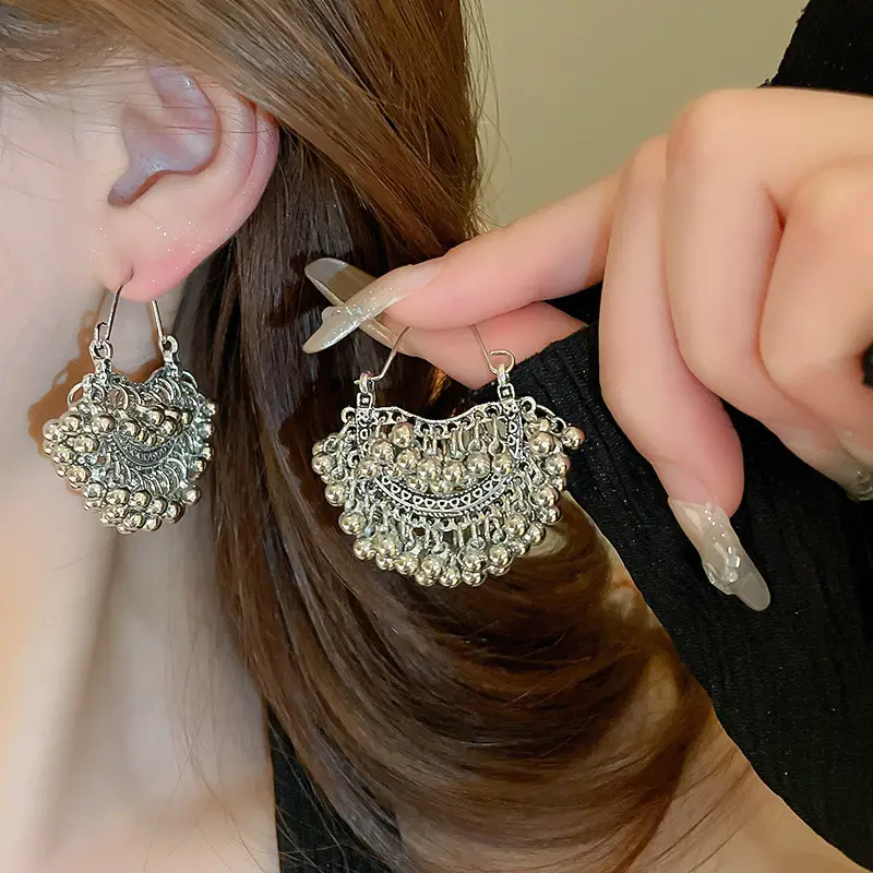 Retro Ethnic Style Round Cut Out Earrings Bohemian Elegant Elegant Earrings Niche Fashion Accessible Luxury Earrings for Women — feature 8