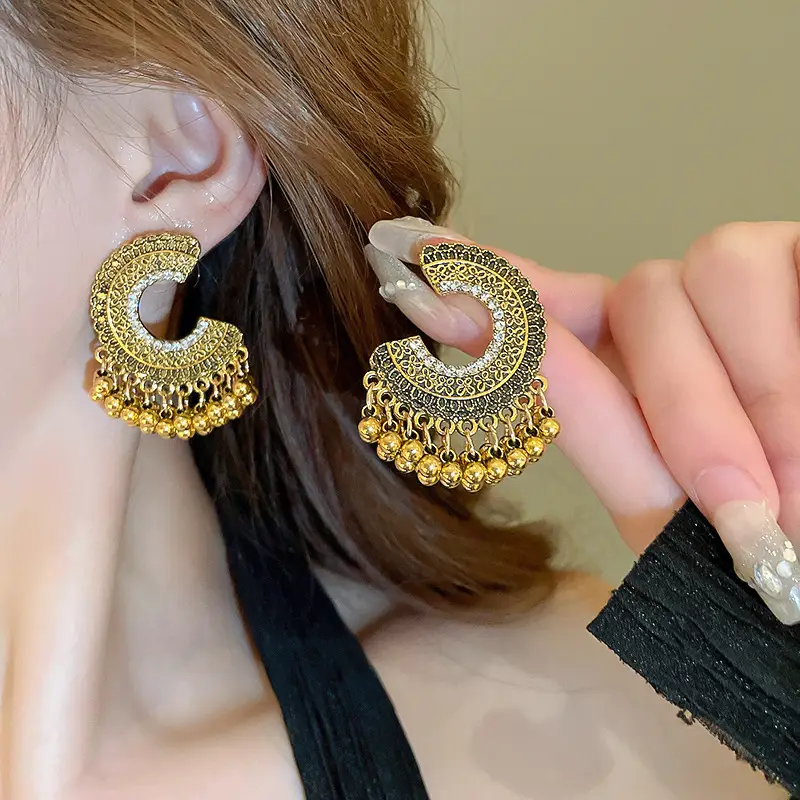 Retro Ethnic Style Round Cut Out Earrings Bohemian Elegant Elegant Earrings Niche Fashion Accessible Luxury Earrings for Women