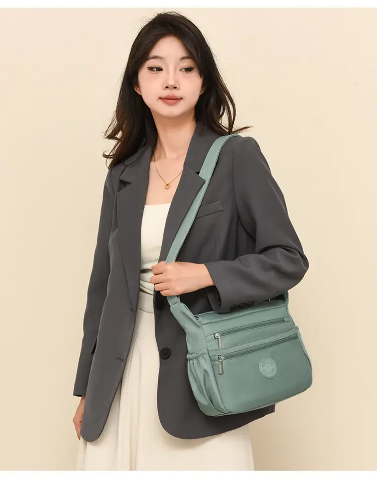 Black Nylon Crossbody Bag for Women Large Capacity — feature 14