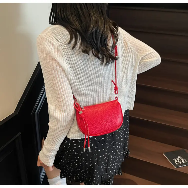 Women Pebbled Shoulder Bag Yellow 2025 Summer — feature 13