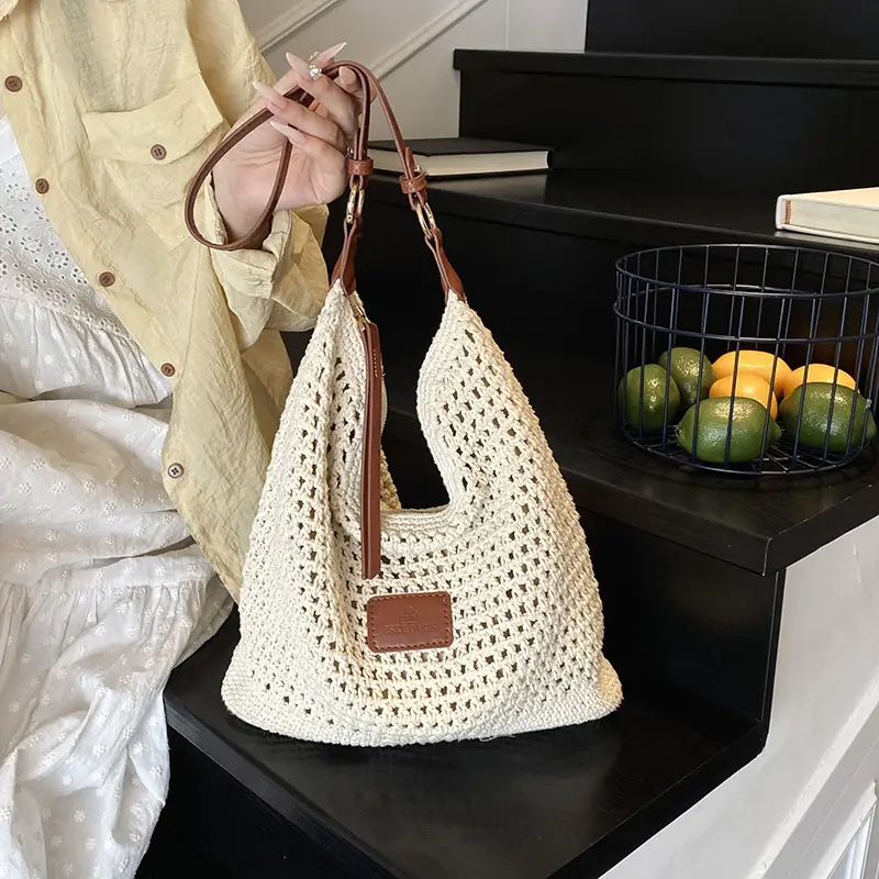 New Summer Straw Bag with Leather Strap Large Capacity - Image 4