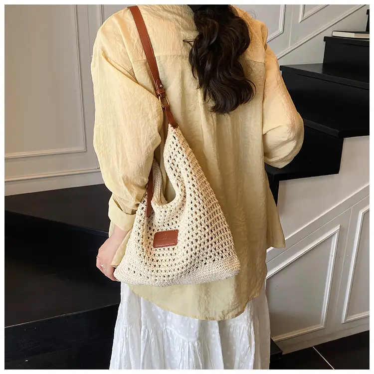 New Summer Straw Bag with Leather Strap Large Capacity — feature 11