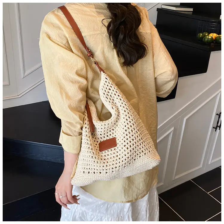 New Summer Straw Bag with Leather Strap Large Capacity — feature 13