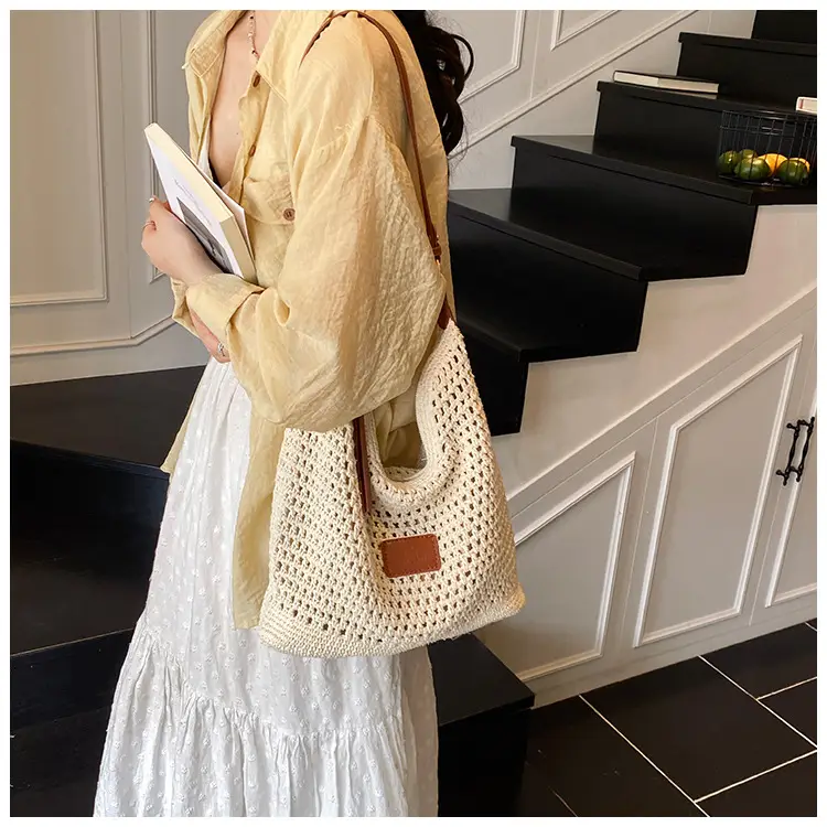 New Summer Straw Bag with Leather Strap Large Capacity — feature 9