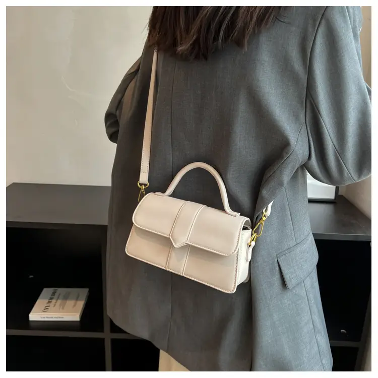 Women's Textured Shoulder Bag Olive Green 2025 — feature 10