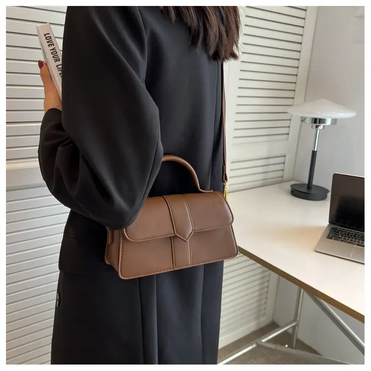 Women's Textured Shoulder Bag Olive Green 2025 — feature 19