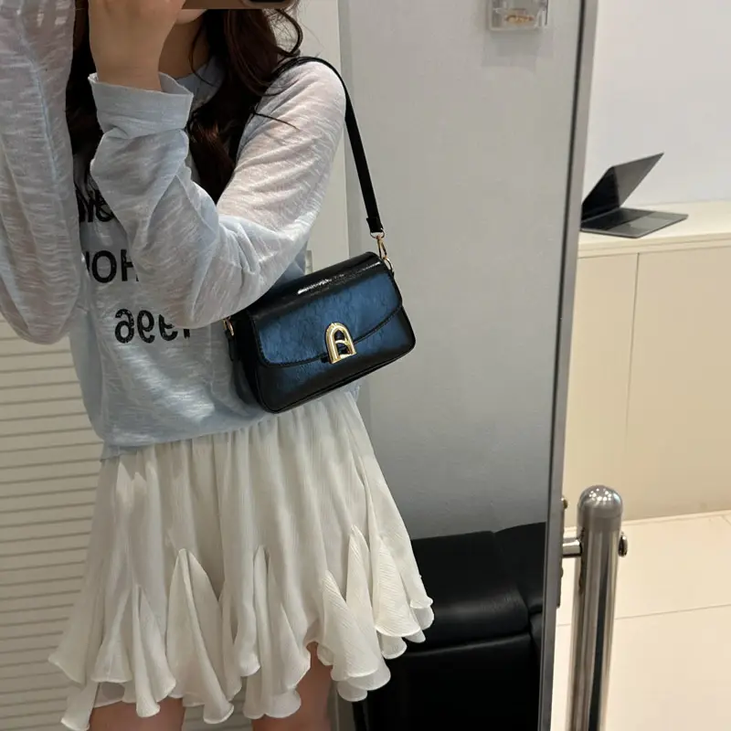 Women's Beige Crossbody Handbag with Gold Clasp - Image 8