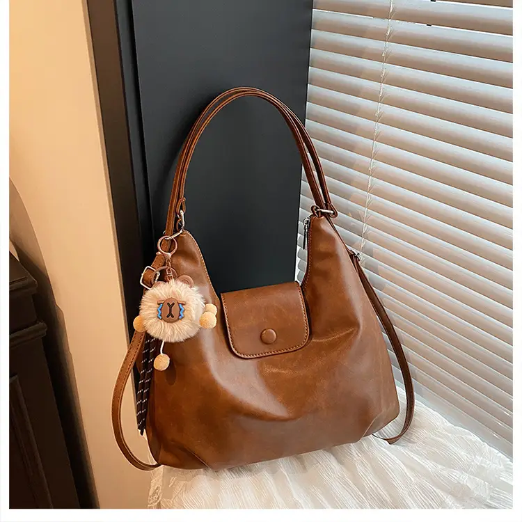 2026 Vintage Brown Leather Shoulder Tote Bag with Charm — feature 8
