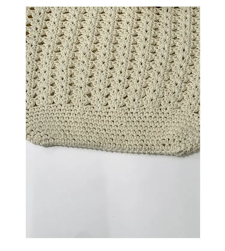 Women's Cream Cut Out Knitted Shoulder Bag Large Capacity — feature 8
