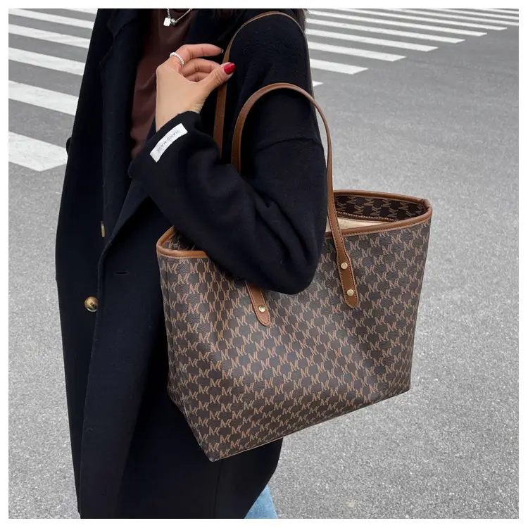 Women Retro Cross-Border Tote Bag Large Capacity Light Luxury — feature 12