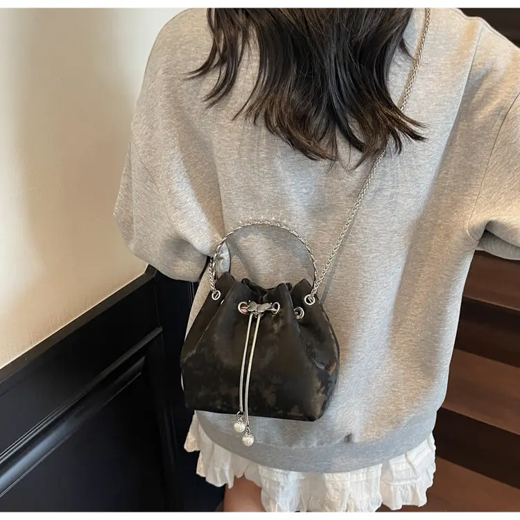 Korean Style Cream Bucket Bag with Chain Handle — feature 20