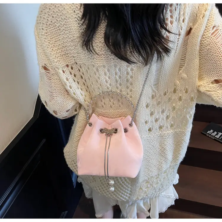 Korean Style Cream Bucket Bag with Chain Handle — feature 24