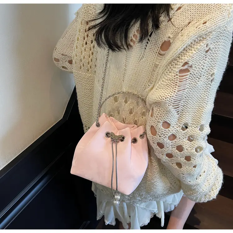 Korean Style Cream Bucket Bag with Chain Handle — feature 25