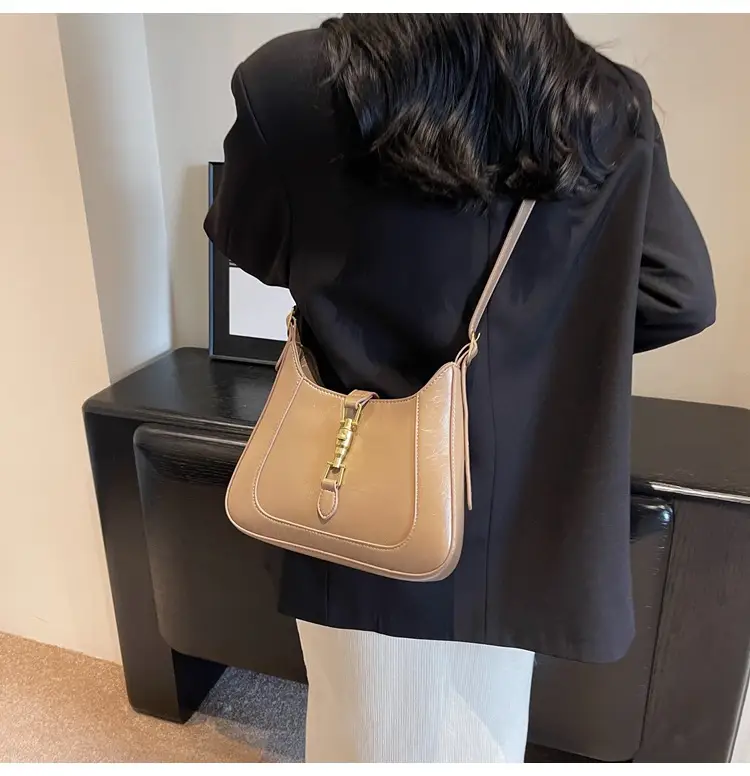 Retro Brown Shoulder Bag 2025 New — feature 18