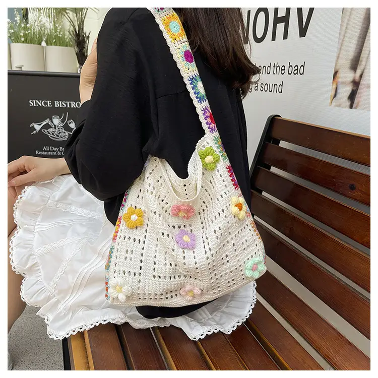 Korean Style Hollow Flower Shoulder Bag for Women — feature 15