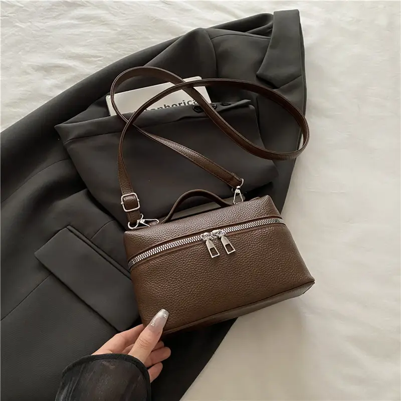Women's Square Bag with Leather Texture & Shoulder Strap - Image 4