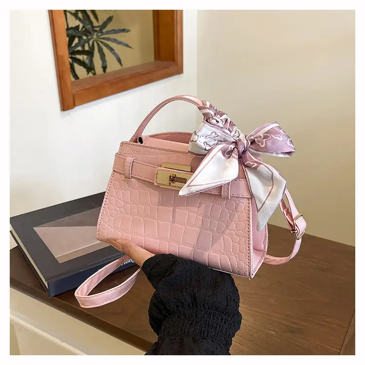 2025 Summer Women's Light Luxury Croc Pattern Shoulder Bag — feature 38