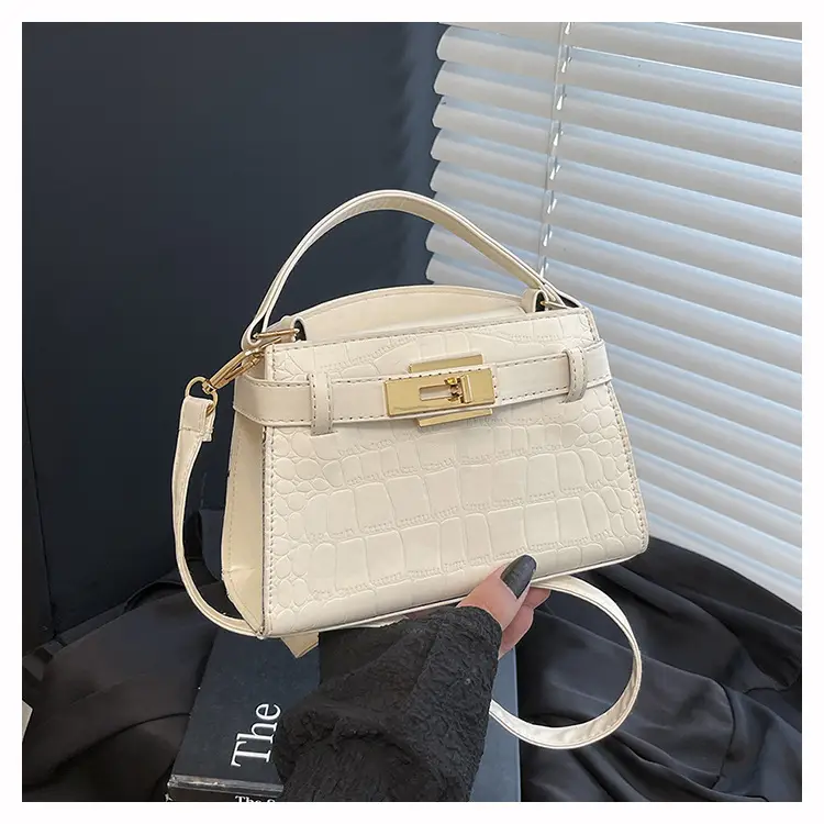 2025 Summer Women's Light Luxury Croc Pattern Shoulder Bag — feature 43