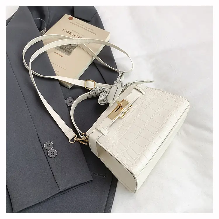 2025 Summer Women's Light Luxury Croc Pattern Shoulder Bag — feature 45
