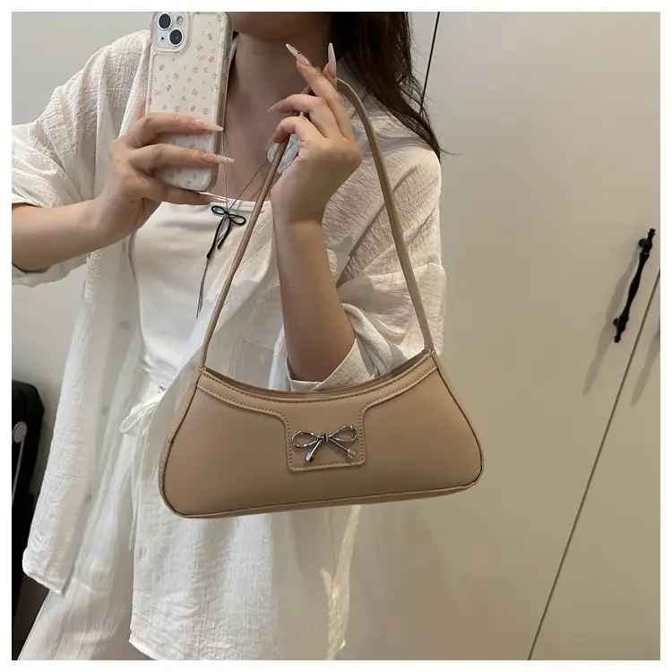 Red Bow Underarm Bag for Women 2025 — feature 11