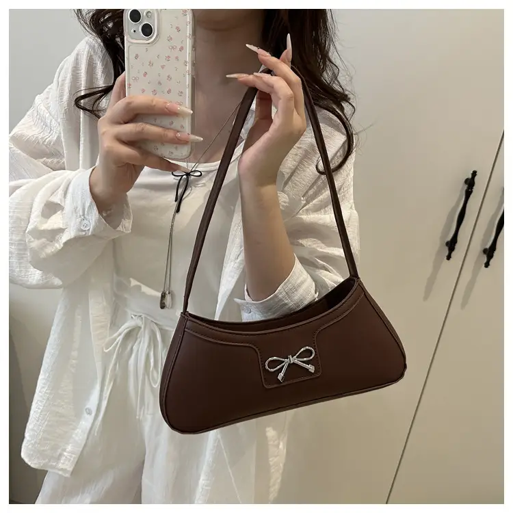 Red Bow Underarm Bag for Women 2025 — feature 15
