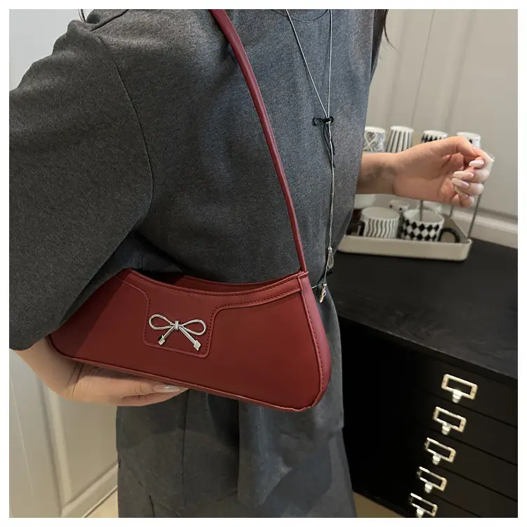 Red Bow Underarm Bag for Women 2025 — feature 18
