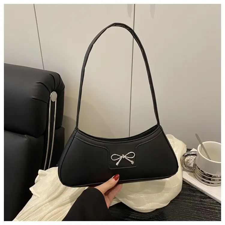 Red Bow Underarm Bag for Women 2025 — feature 31