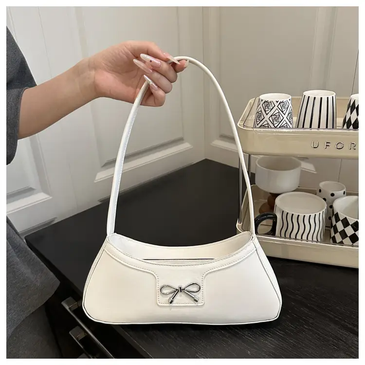 Red Bow Underarm Bag for Women 2025 — feature 7