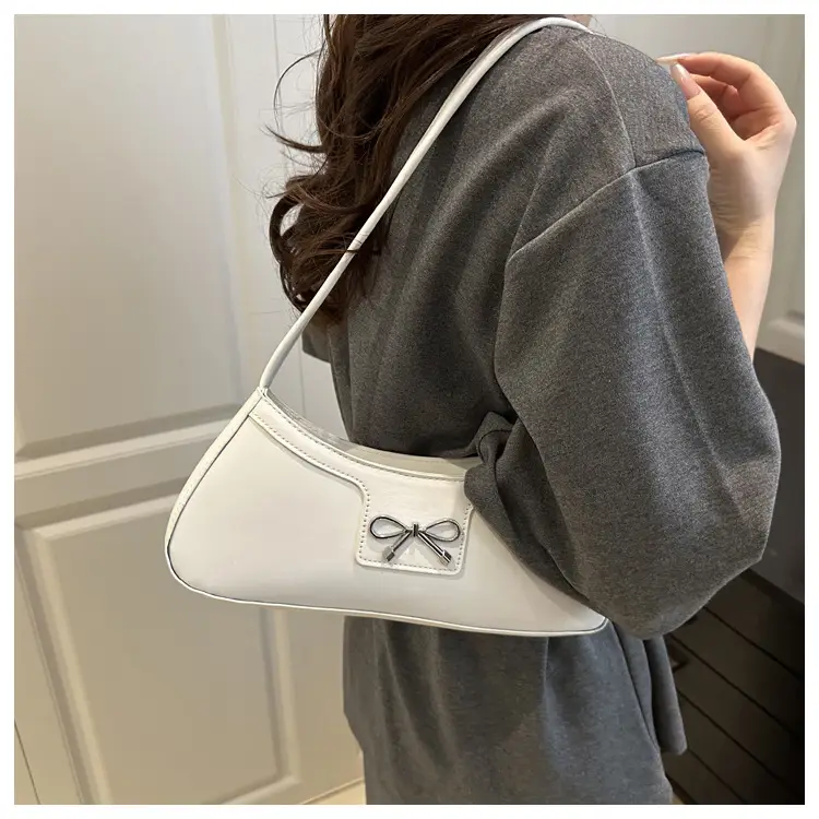 Red Bow Underarm Bag for Women 2025 — feature 8