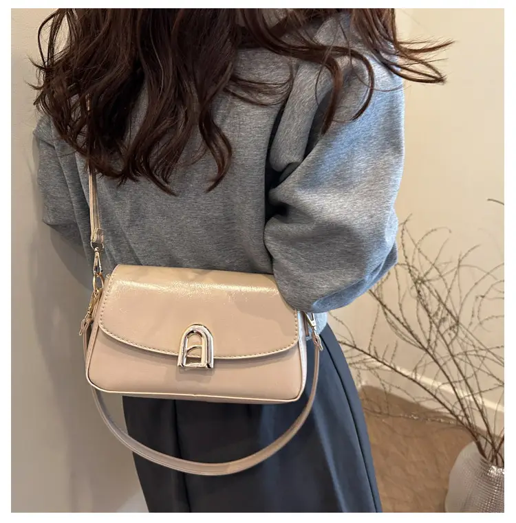 White Korean Style Shoulder Bag for Women 2025 — feature 8
