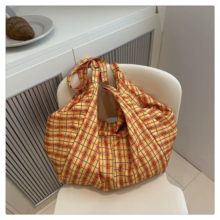 Korean Plaid Tote Bag Large Capacity Commuter Shoulder Bag — feature 44