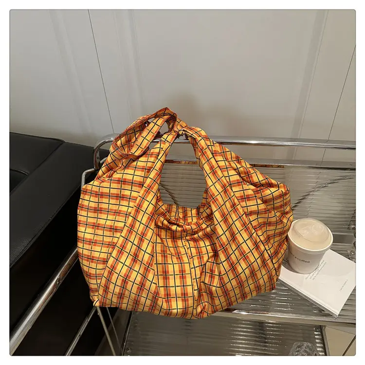 Korean Plaid Tote Bag Large Capacity Commuter Shoulder Bag — feature 46