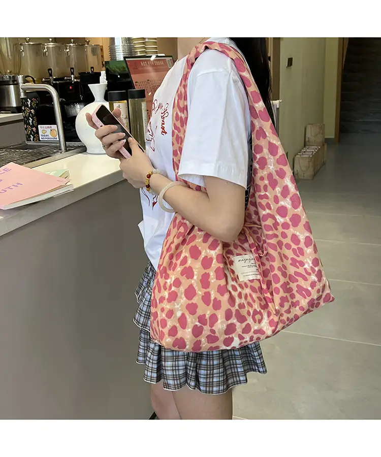 2025 Leopard Print College Student Commuting Bag Large Capacity Casual Shoulder Bag — feature 15