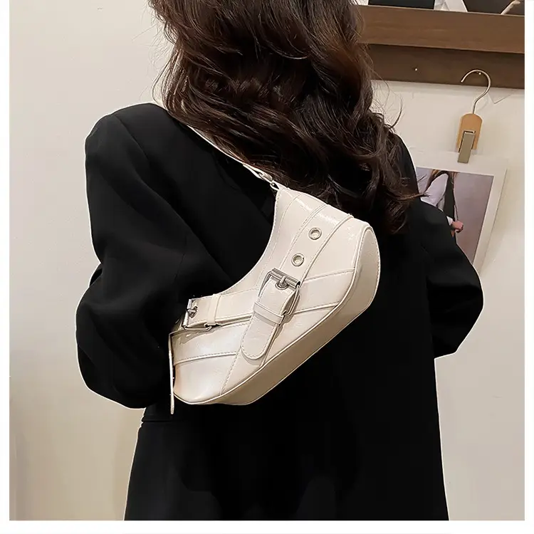 Silver Crossbody Bag with Adjustable Strap for Women — feature 17