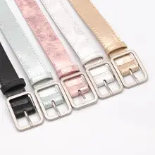 Cross-Border Retro Belt Set Women's Carved Buckle Belt — feature 2