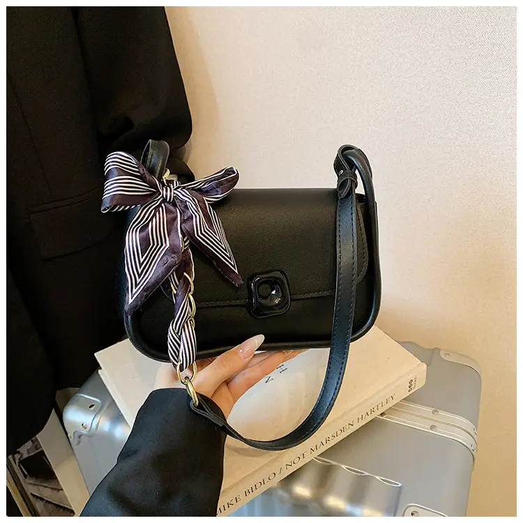 Women's Crossbody Bag with Bow & Pom Pom — feature 20