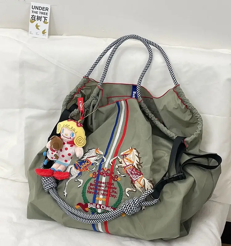 New Embroidered Shoulder Bag for Women - Image 6