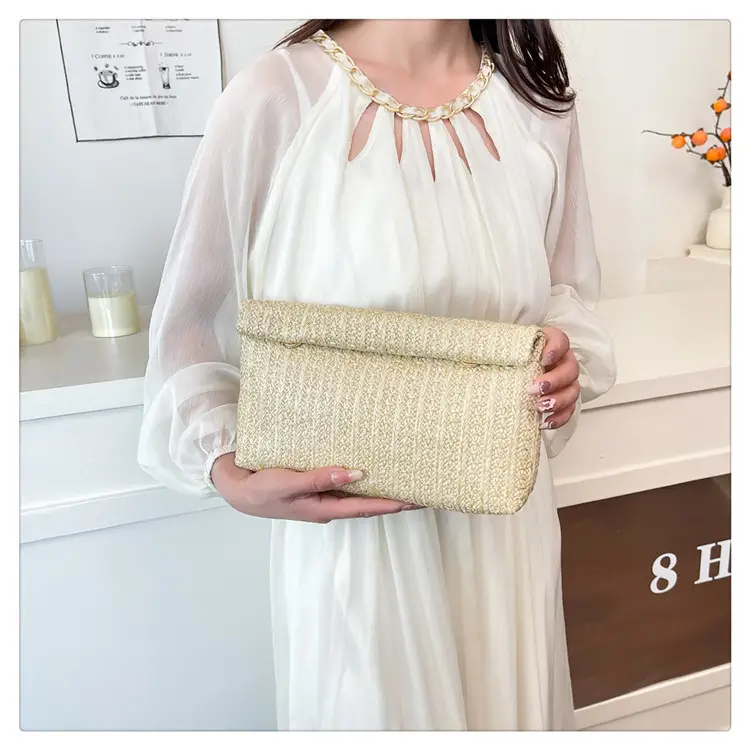 Women Straw Crossbody Bag Small Square Design — feature 17