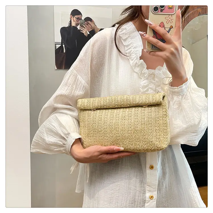 Women Straw Crossbody Bag Small Square Design — feature 19