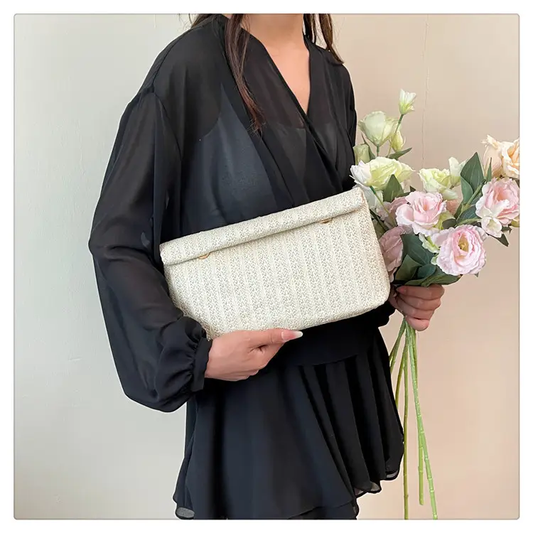 Women Straw Crossbody Bag Small Square Design — feature 22