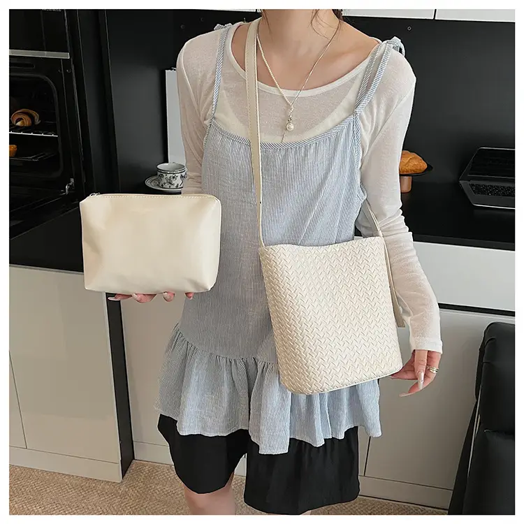 White Woven Crossbody Bag for Women Summer Commute — feature 24
