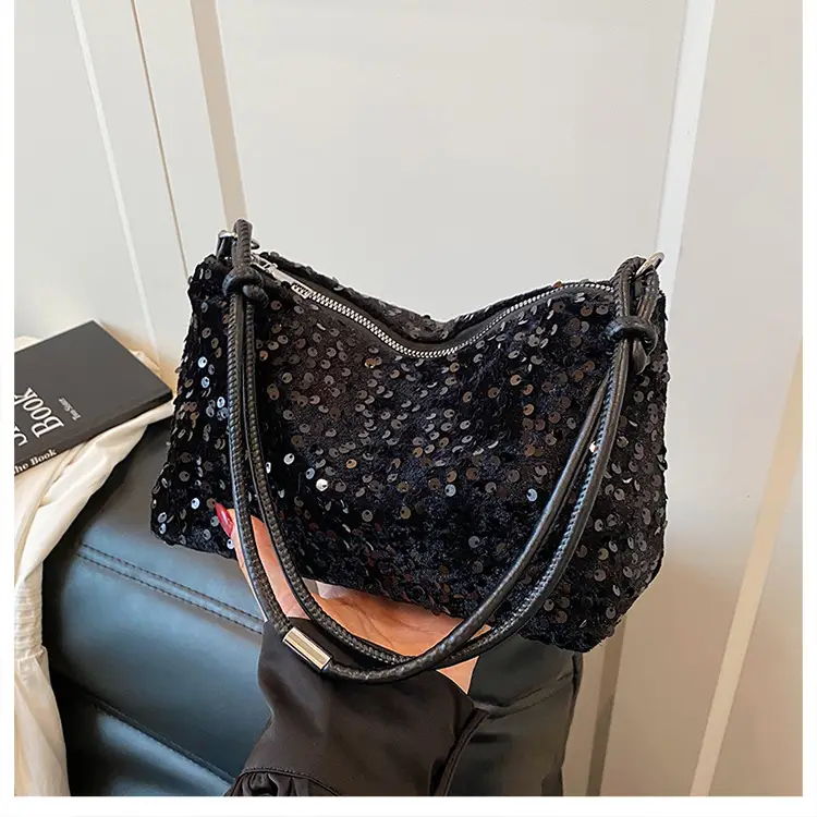 2026 New Fashion Shiny Women's Crossbody Bag — feature 11