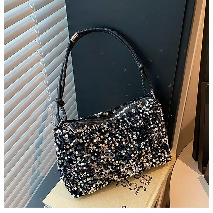 2026 New Fashion Shiny Women's Crossbody Bag — feature 12