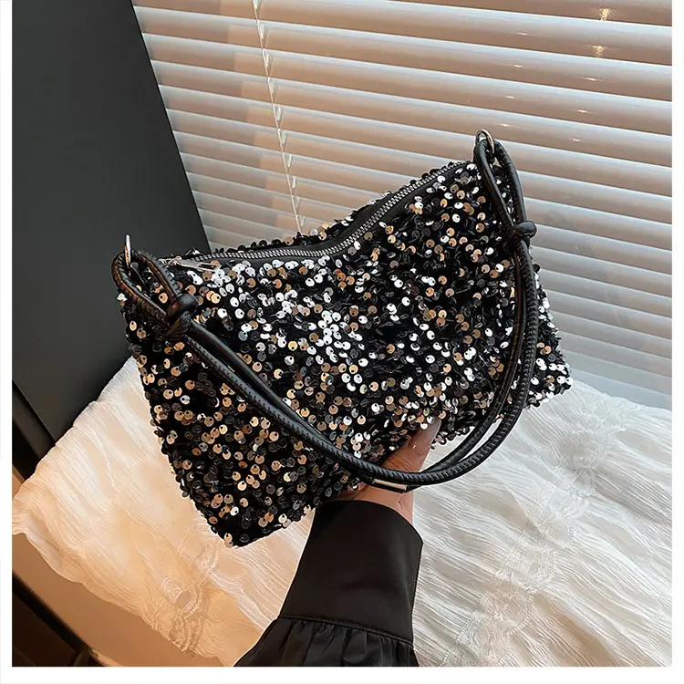 2026 New Fashion Shiny Women's Crossbody Bag — feature 18