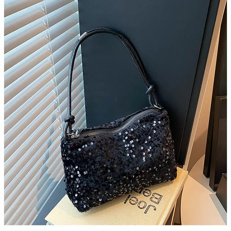 2026 New Fashion Shiny Women's Crossbody Bag — feature 38