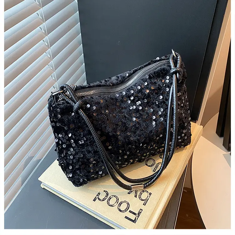 2026 New Fashion Shiny Women's Crossbody Bag — feature 40